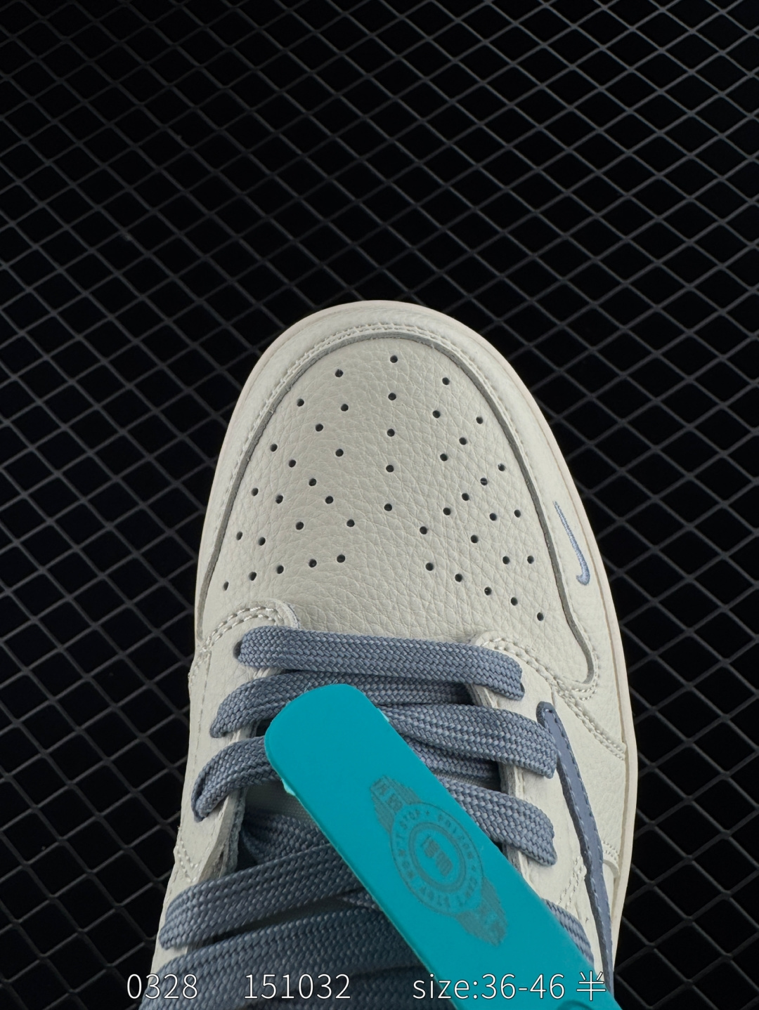 Travis Scott x Air Jordan 1 ” Reverse Mocha “